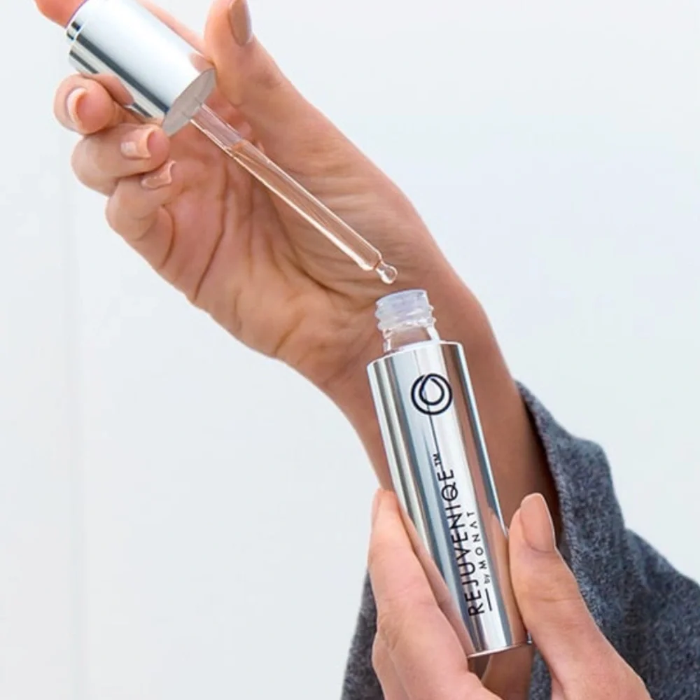 Monat Rejuveniqe “Light” Oil Intensive